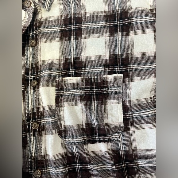 Garage flannel - Picture 4 of 5